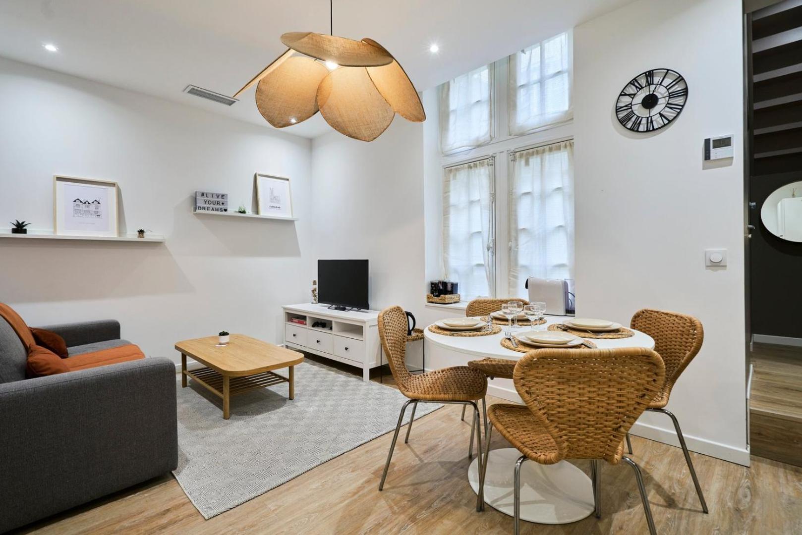 Et Equipe - 2 - Mon Groom Appartement